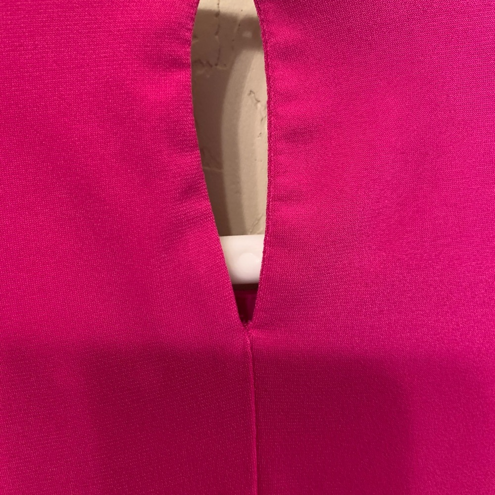 Calvin Klein Fuchsia Keyhole Top